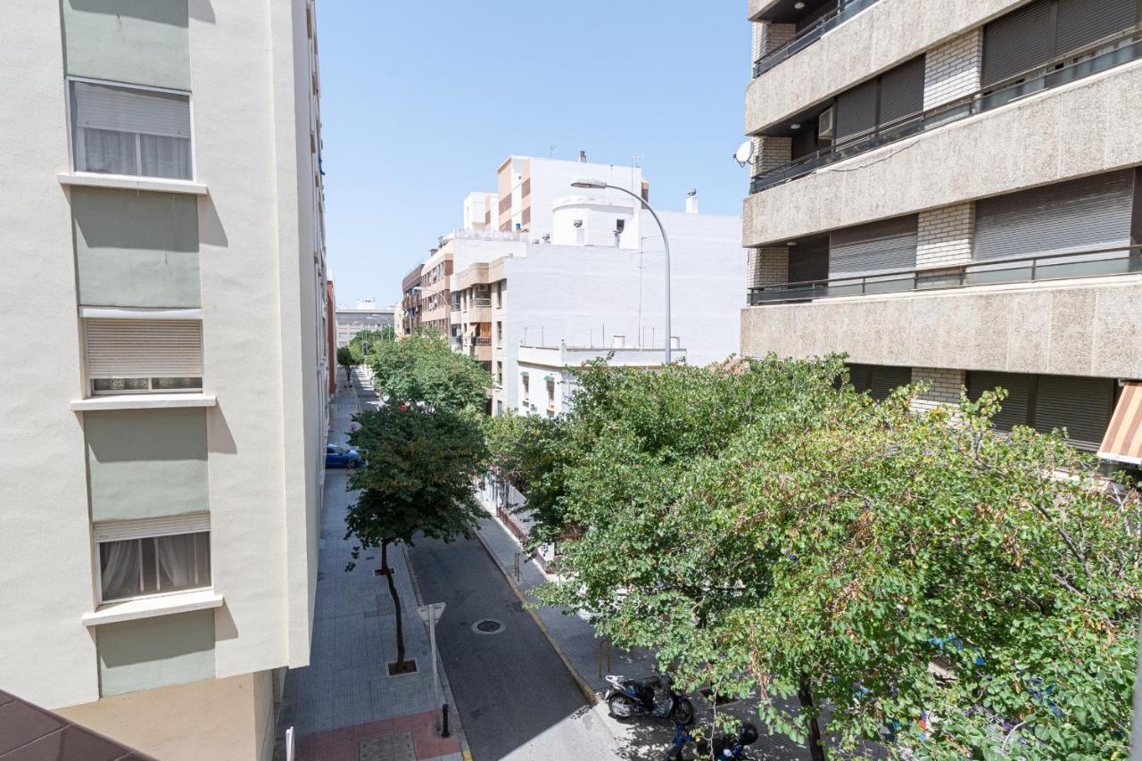 Apartamento Las Jacarandas De Cadiz Cádis Exterior foto